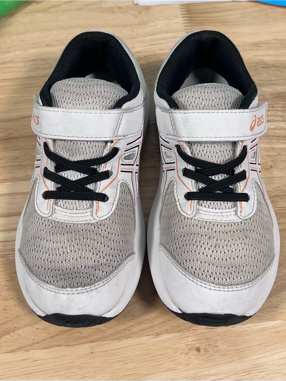 Asics Kids White, Gray Tan Sneakers Size Youth 13